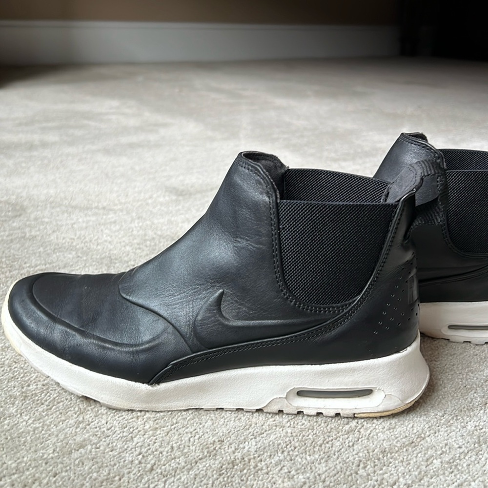 NIKE AIR MAX THEA MID